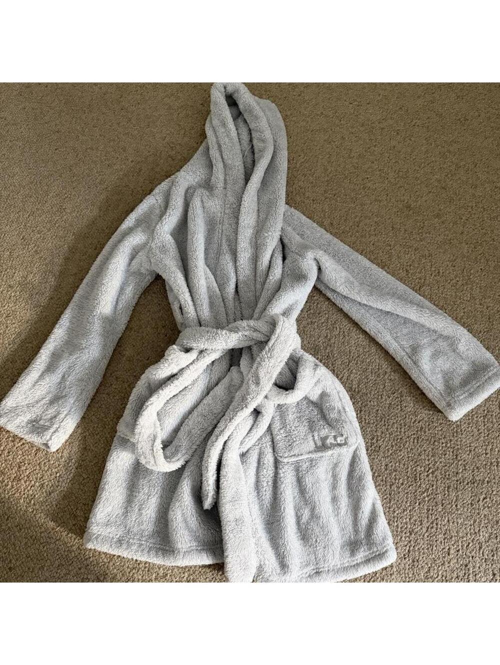 Sparkly Ugg Robe